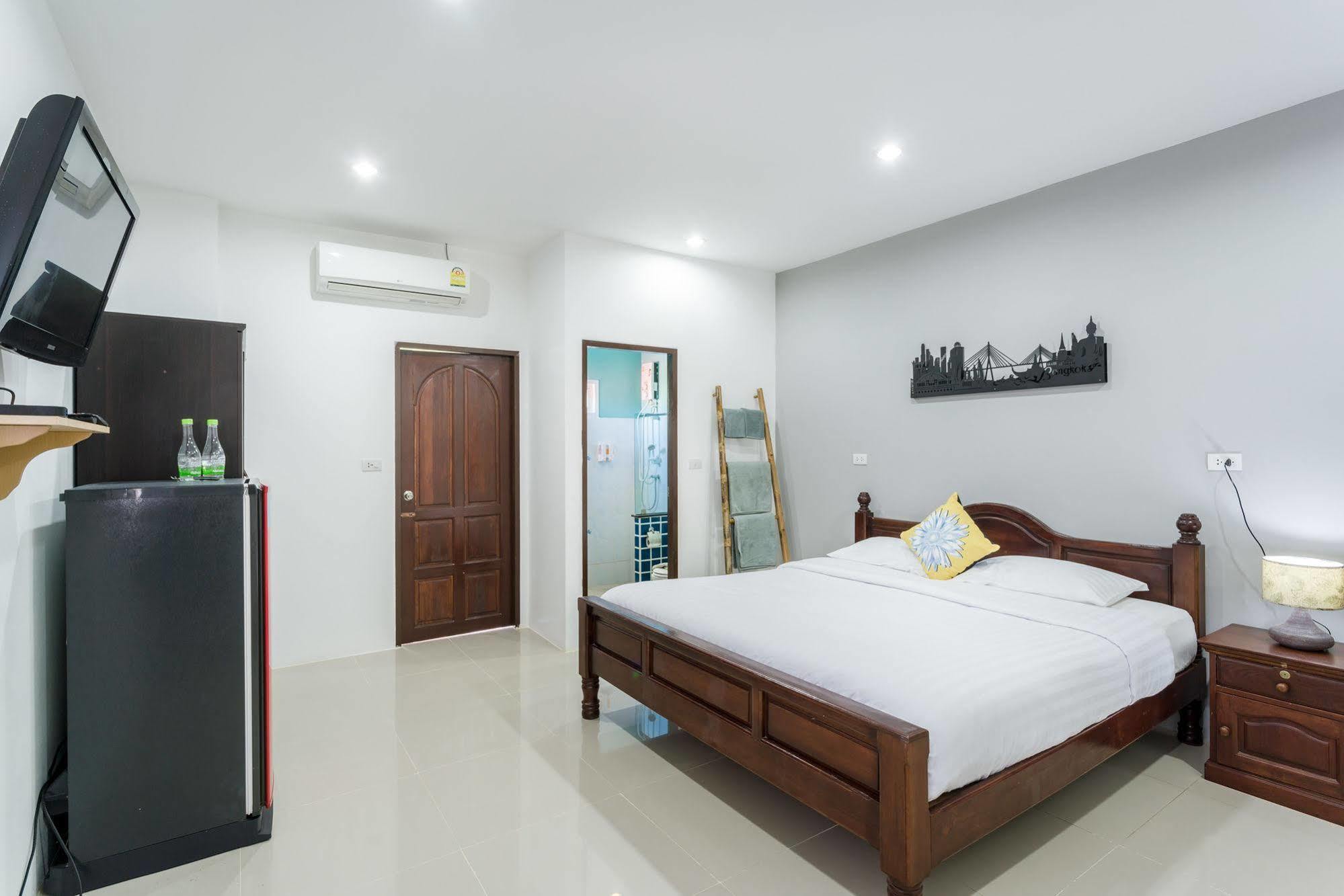 Pelegrin Hotel Samui Bophut Buitenkant foto